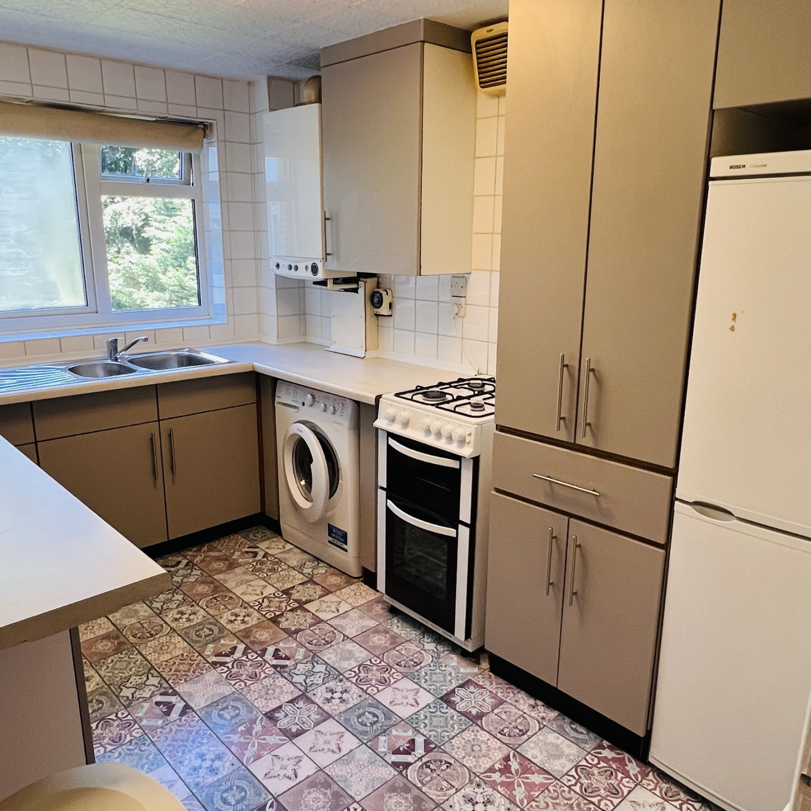 9605eb15c2600e15e3f867c99c3d6a00