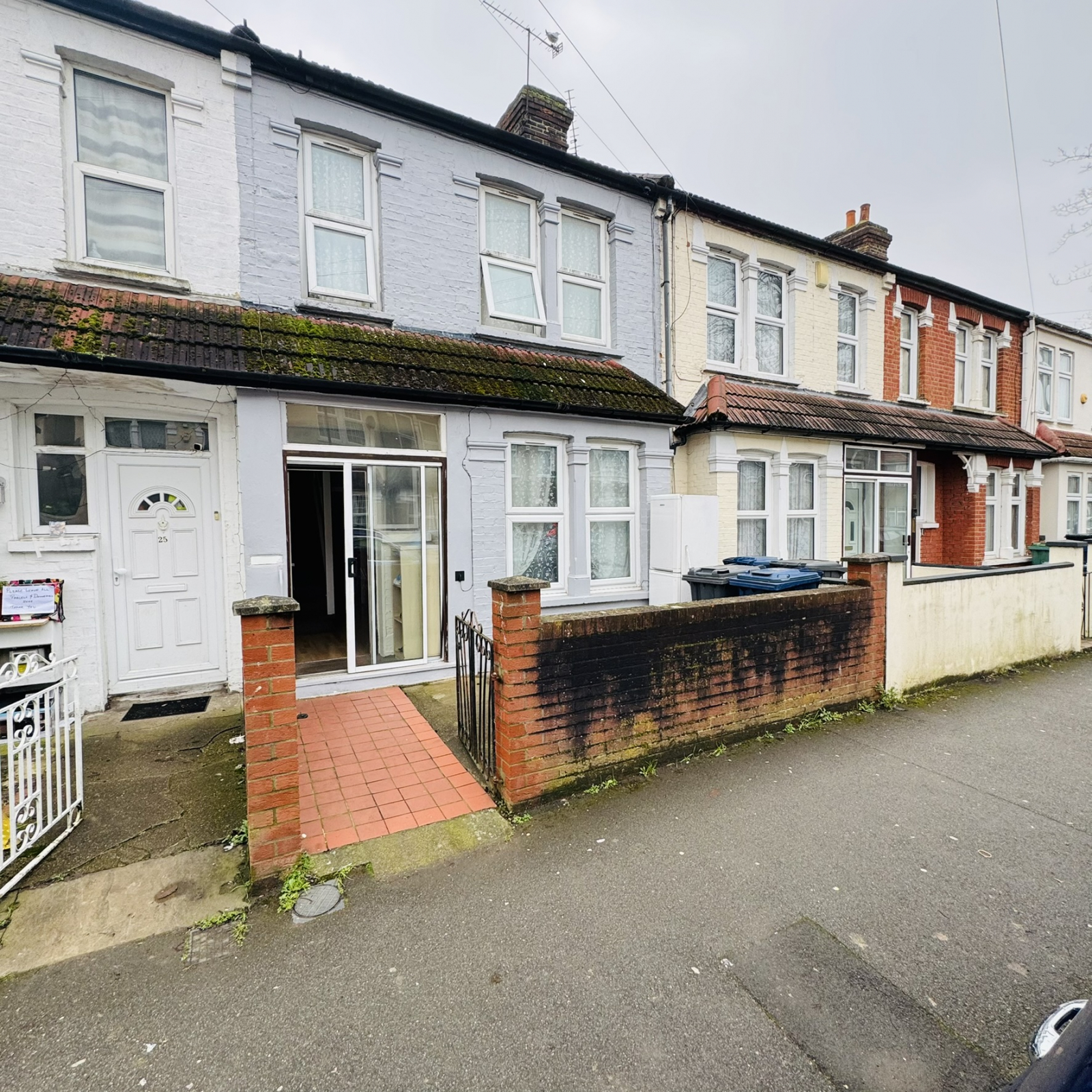 d3c23a2fe00fc28fd4f5fc748f416479